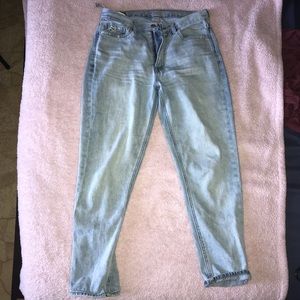 American Eagle Mom Jean